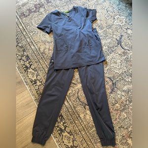 Healing Hands scrub set in pewter gray. Size XS. Jogger bottoms